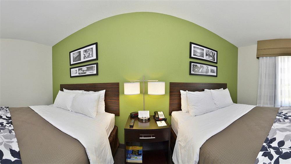 Sleep Inn & Suites Haysville Exterior photo
